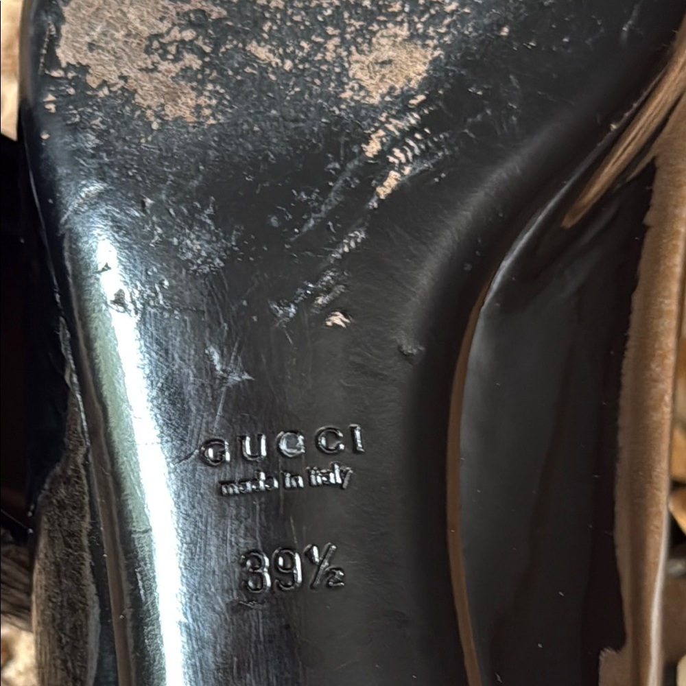 GUCCI Black Patent Leather Block Gold Accents Heels Shoes; 39.5 - Picture 10 of 10